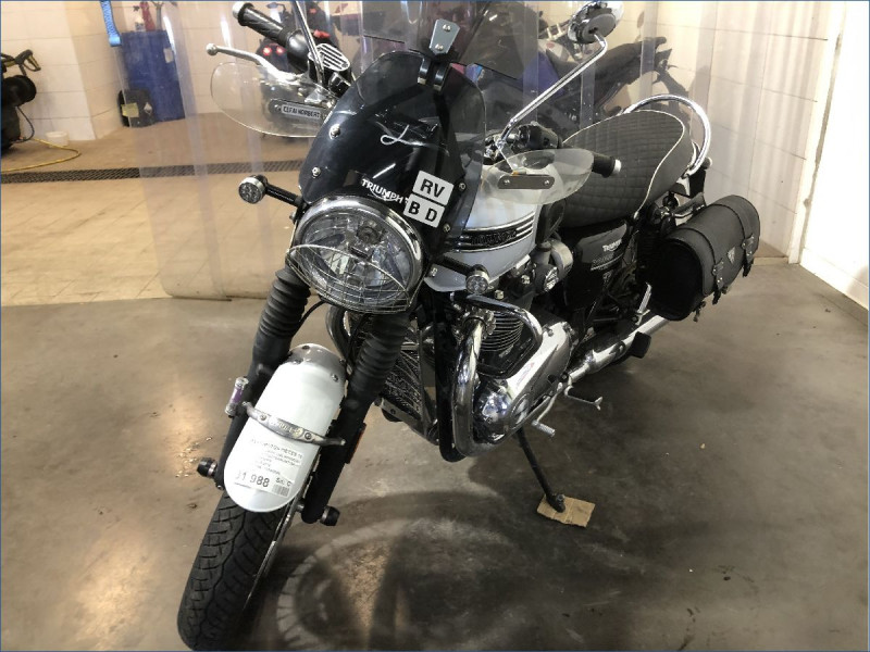 TRIUMPH 1200 BONNEVILLE 