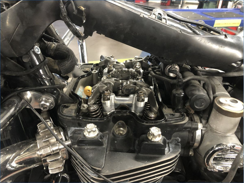 TRIUMPH 1200 BONNEVILLE 