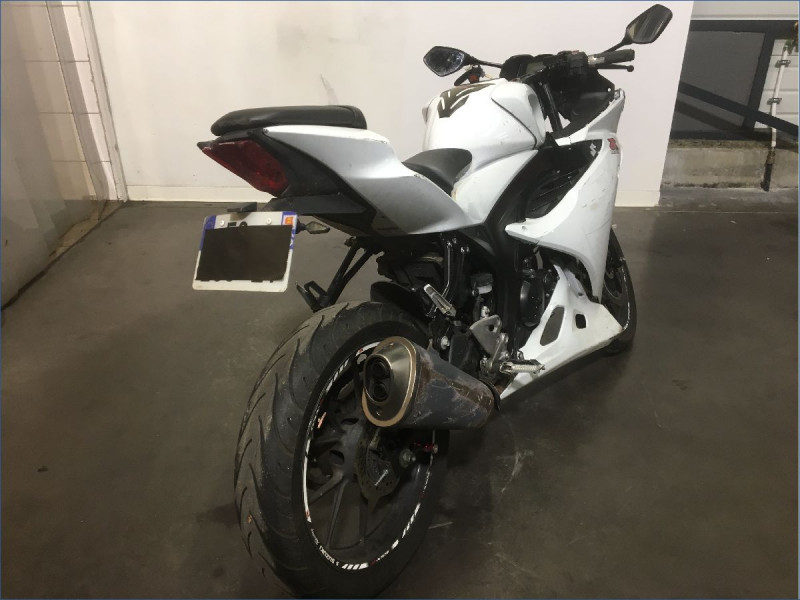 SUZUKI 125 GSX-R 