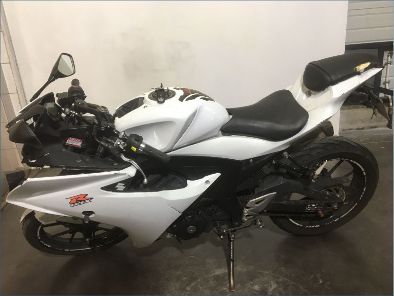 SUZUKI 125 GSX-R 