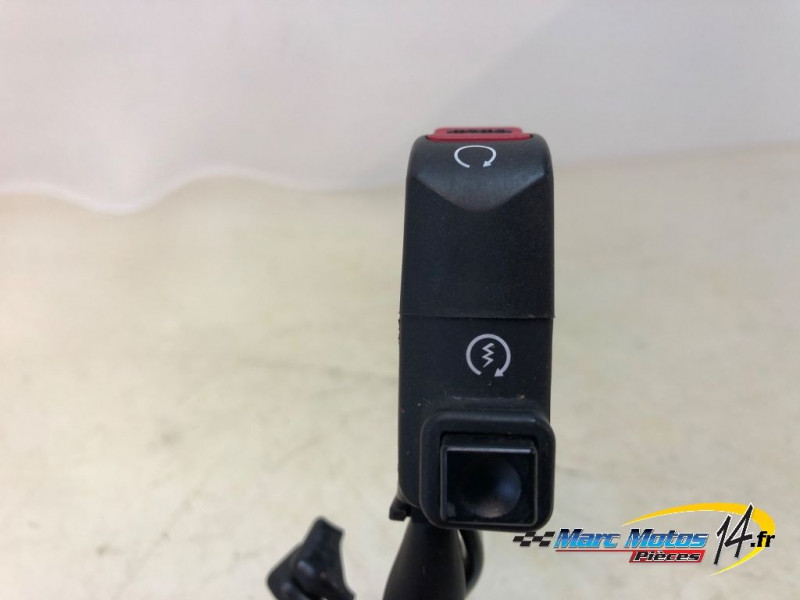 COMMODO DROIT HONDA 1000 CBR R 2012