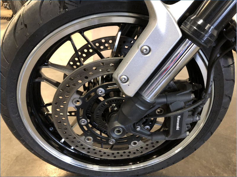KAWASAKI Z900 RS 