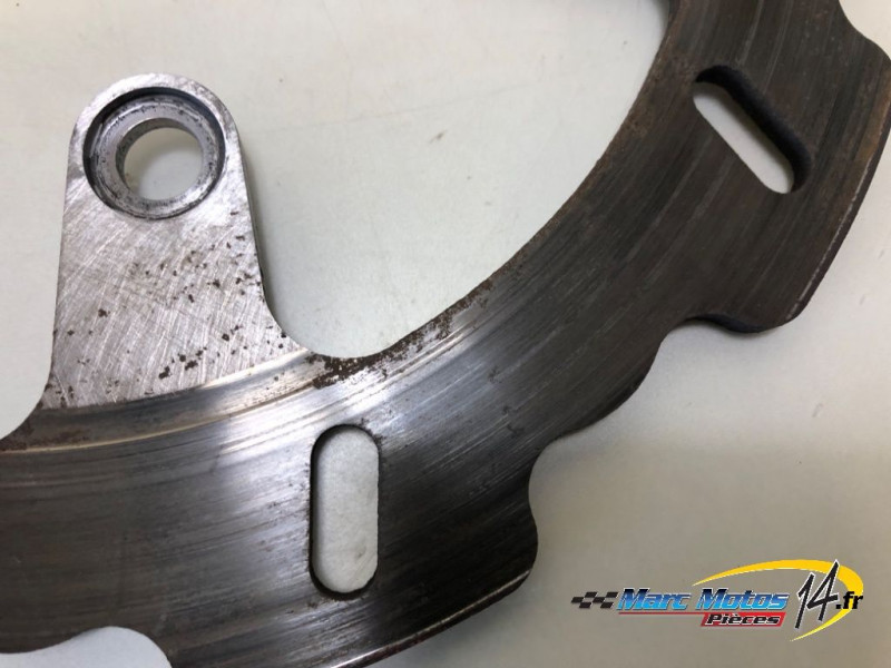 DISQUE ARRIERE SUZUKI 1300 GSXR HAYABUSA 2003