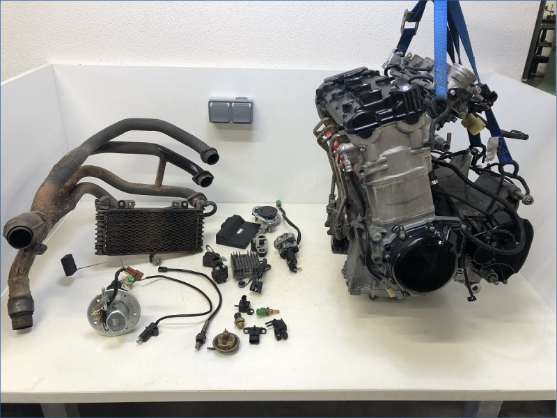 MECANIQUE COMPLETE SUZUKI 1300 GSXR HAYABUSA 2003
