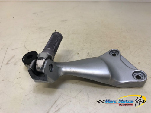 PLATINE ARRIERE DROITE SUZUKI 1300 GSXR HAYABUSA 2003
