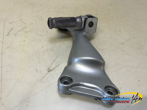 PLATINE ARRIERE GAUCHE SUZUKI 1300 GSXR HAYABUSA 2003
