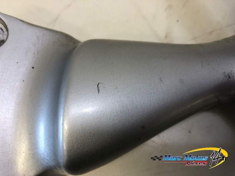 PLATINE ARRIERE GAUCHE SUZUKI 1300 GSXR HAYABUSA 2003
