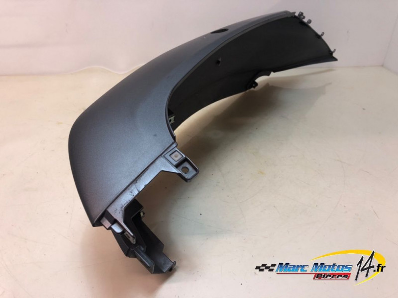 CACHE LATERAL GAUCHE PIAGGIO 500 MP3 LT 2015