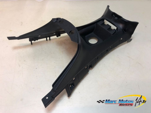 HABILLAGE DE RESERVOIR PIAGGIO 500 MP3 LT 2015