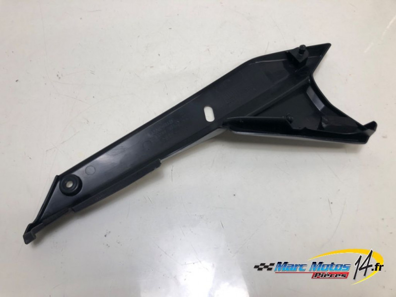 CACHE LATERAL INTERMEDIAIRE DROIT SUZUKI 1250 BANDIT S ABS 2007