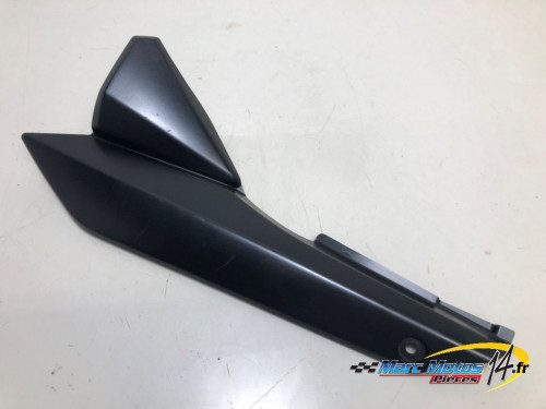 CACHE LATERAL INTERMEDIAIRE GAUCHE SUZUKI 1250 BANDIT S ABS 2007