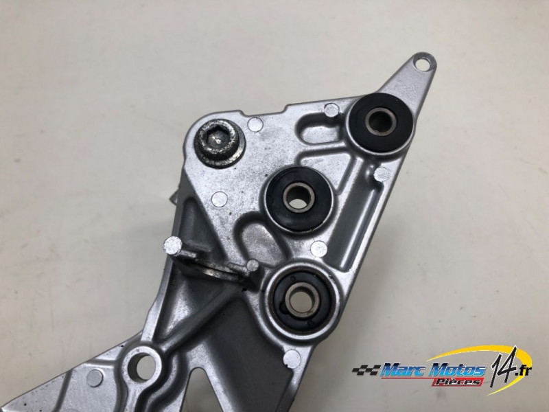 PLATINE AVANT DROITE SUZUKI 1250 BANDIT S ABS 2007