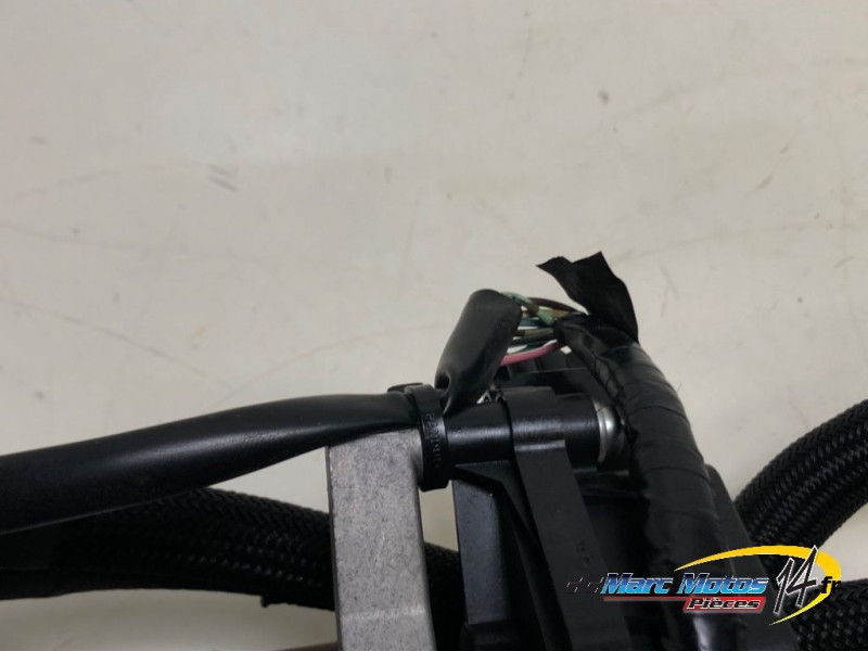 RAMPE D'INJECTION SUZUKI 1250 BANDIT S ABS 2007