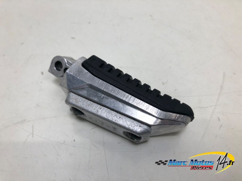 REPOSE-PIED ARRIERE DROIT SUZUKI 1250 BANDIT S ABS 2007