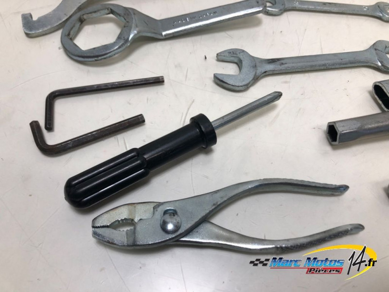 TROUSSE A OUTILS SUZUKI 1250 BANDIT S ABS 2007