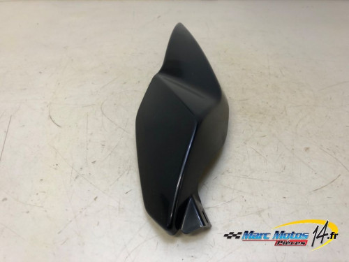 CACHE LATERAL DROIT BMW K1200R 2006