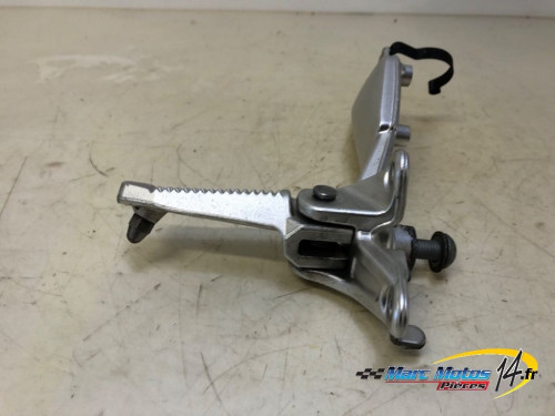 PLATINE AVANT DROITE BMW K1200R 2006