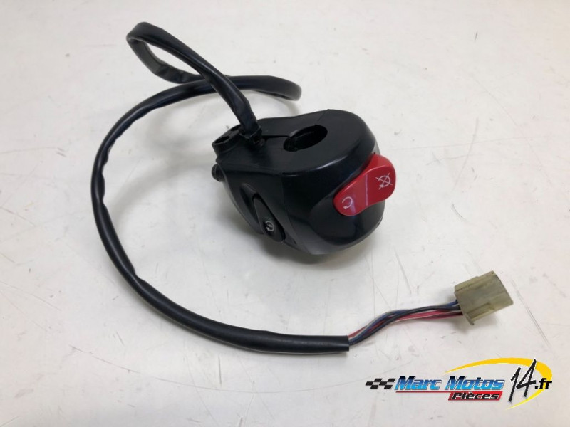 COMMODO DROIT YAMAHA MT03 660 2006