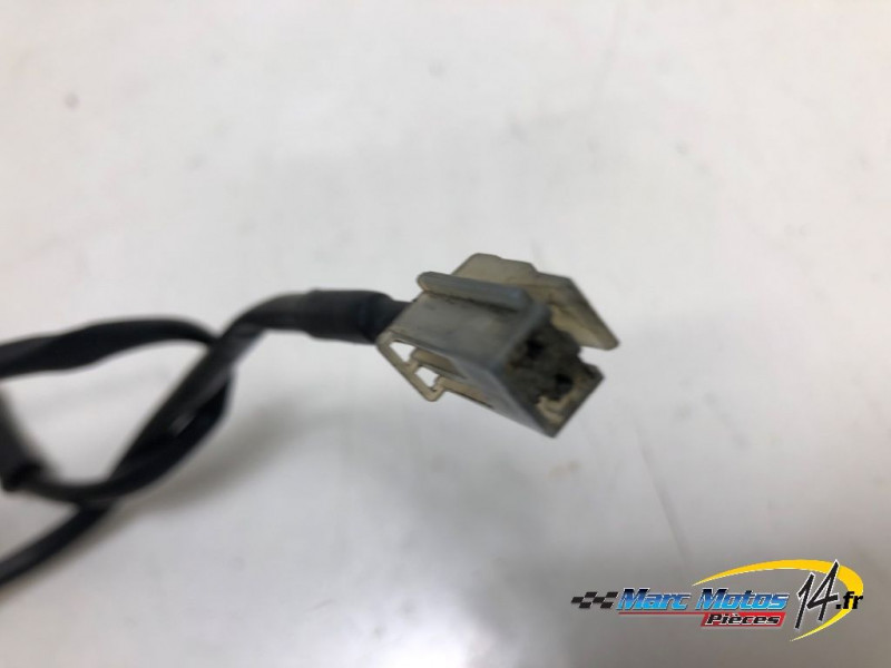 CONTACTEUR DE FREIN ARRIERE YAMAHA MT03 660 2006