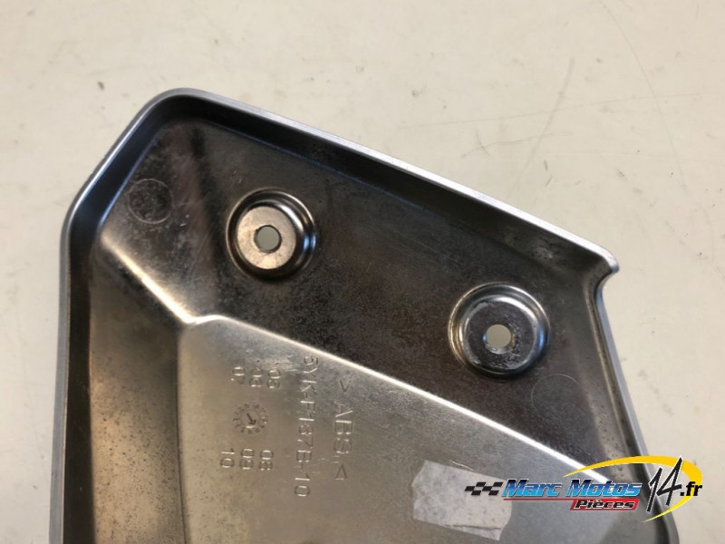 ECOPE DE RADIATEUR DROITE YAMAHA MT03 660 2006