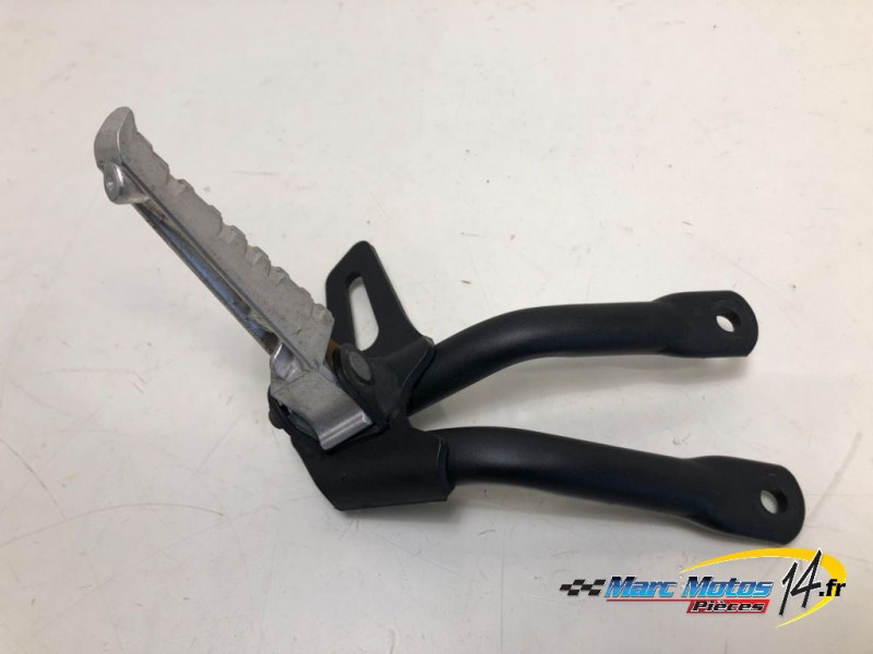 PLATINE ARRIERE DROITE YAMAHA MT03 660 2006