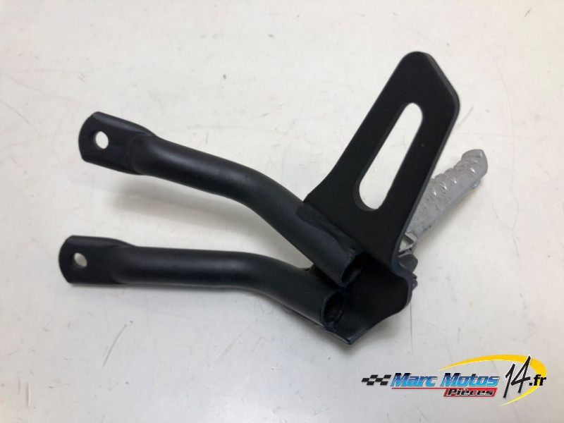 PLATINE ARRIERE DROITE YAMAHA MT03 660 2006