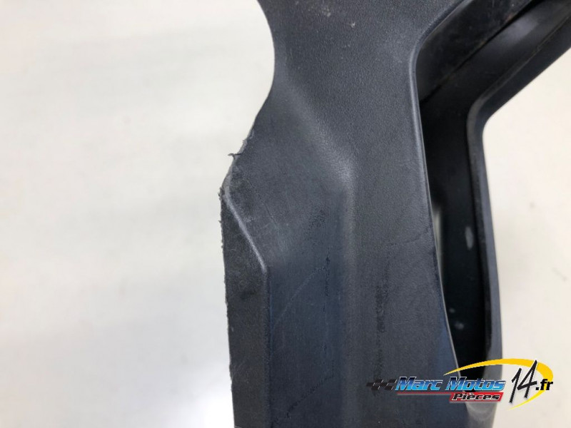 SUPPORT DE PLAQUE YAMAHA MT03 660 2006