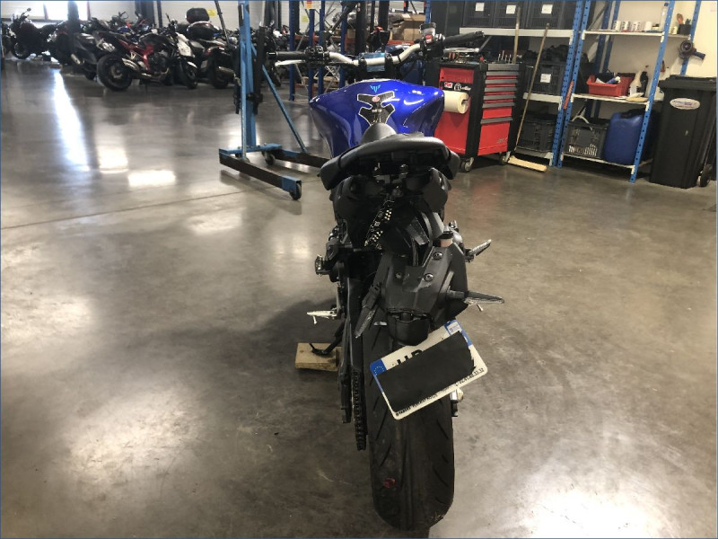 YAMAHA MT09 
