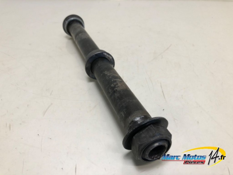 AXE DE ROUE ARRIERE YAMAHA FZ6 S ABS 2006