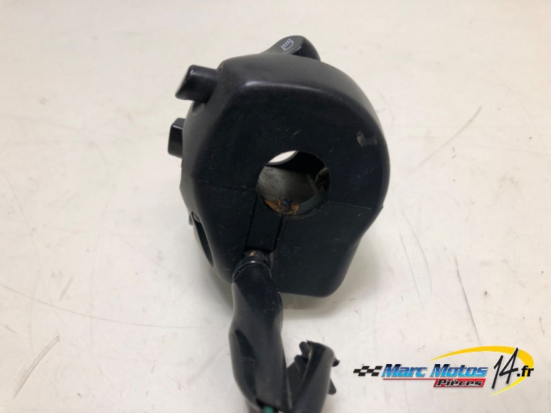 COMMODO GAUCHE YAMAHA FZ6 S ABS 2006