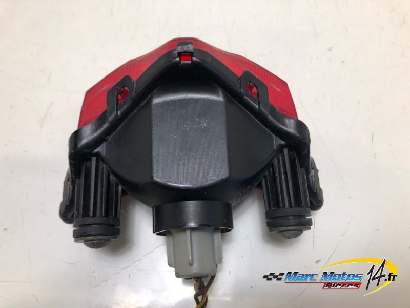 FEU ARRIERE YAMAHA FZ6 S ABS 2006