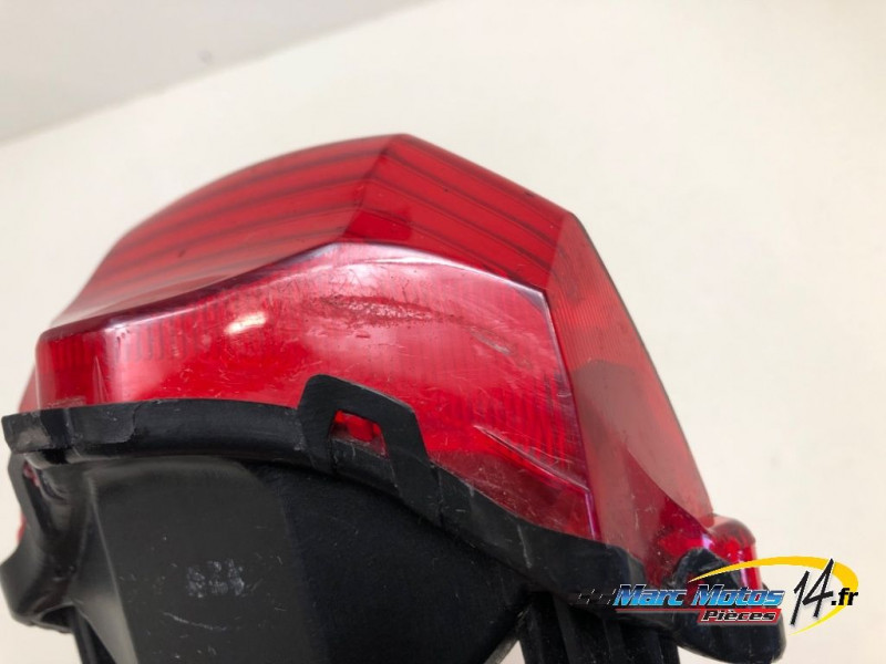 FEU ARRIERE YAMAHA FZ6 S ABS 2006