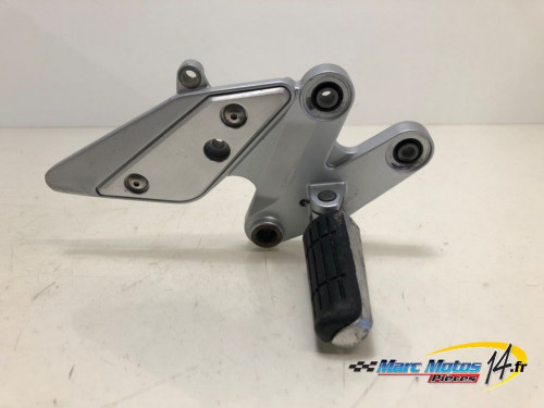 PLATINE AVANT DROITE YAMAHA FZ6 S ABS 2006