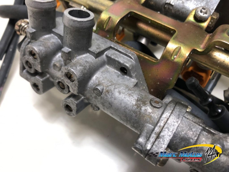 RAMPE D'INJECTION YAMAHA FZ6 S ABS 2006