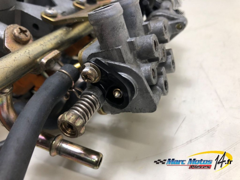 RAMPE D'INJECTION YAMAHA FZ6 S ABS 2006