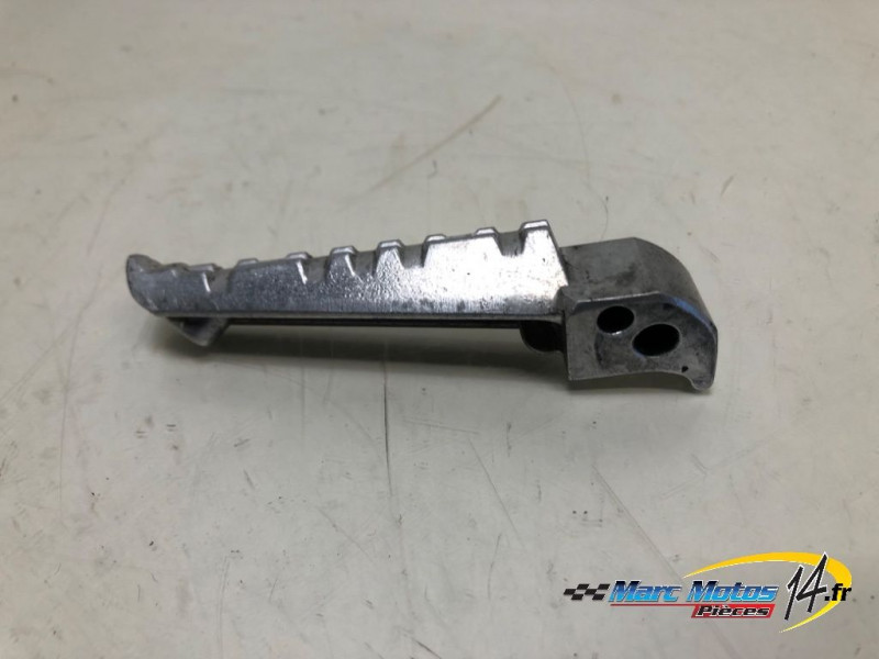 REPOSE-PIED ARRIERE GAUCHE YAMAHA FZ6 S ABS 2006