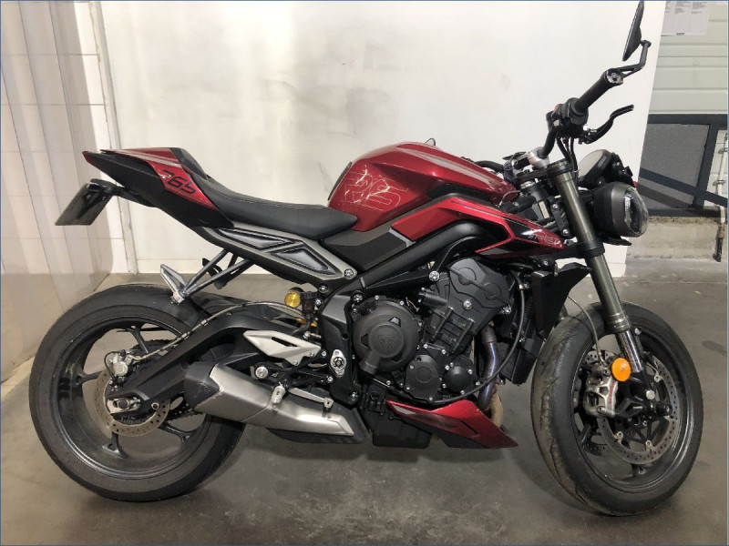 TRIUMPH 765 STREET TRIPLE RS