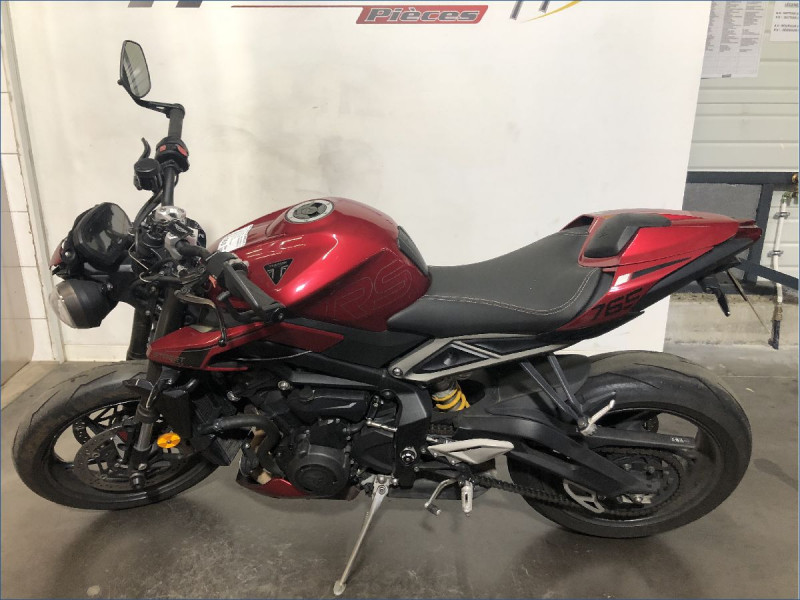 TRIUMPH 765 STREET TRIPLE RS
