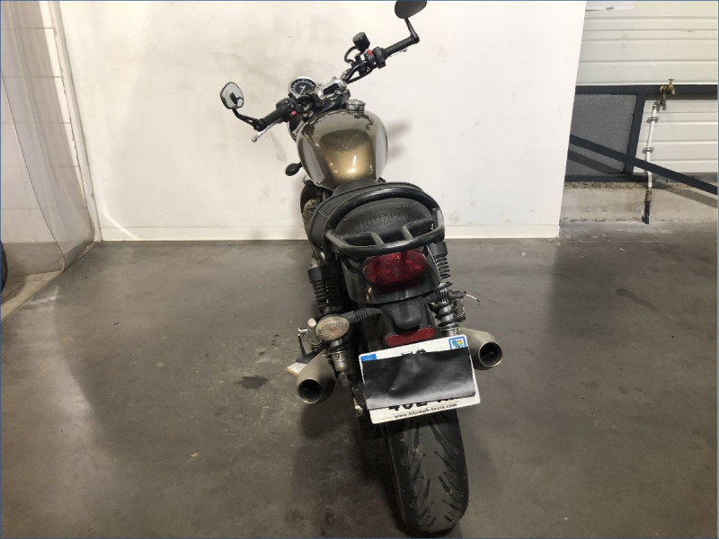 TRIUMPH 900 STREET TWIN 