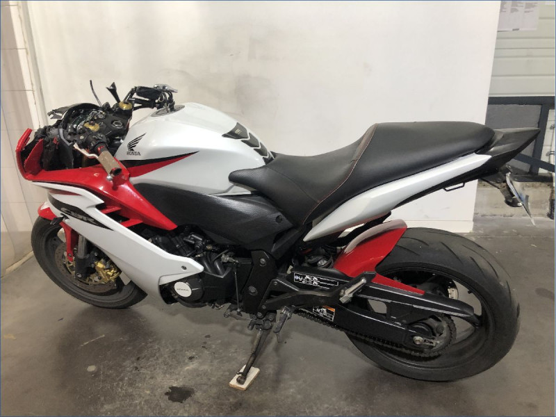 HONDA CBR600F 