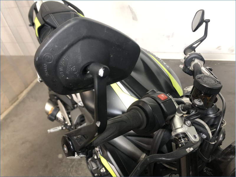 TRIUMPH 765 STREET TRIPLE RS