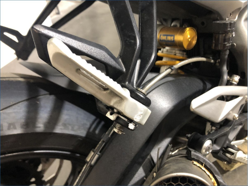 TRIUMPH 765 STREET TRIPLE RS
