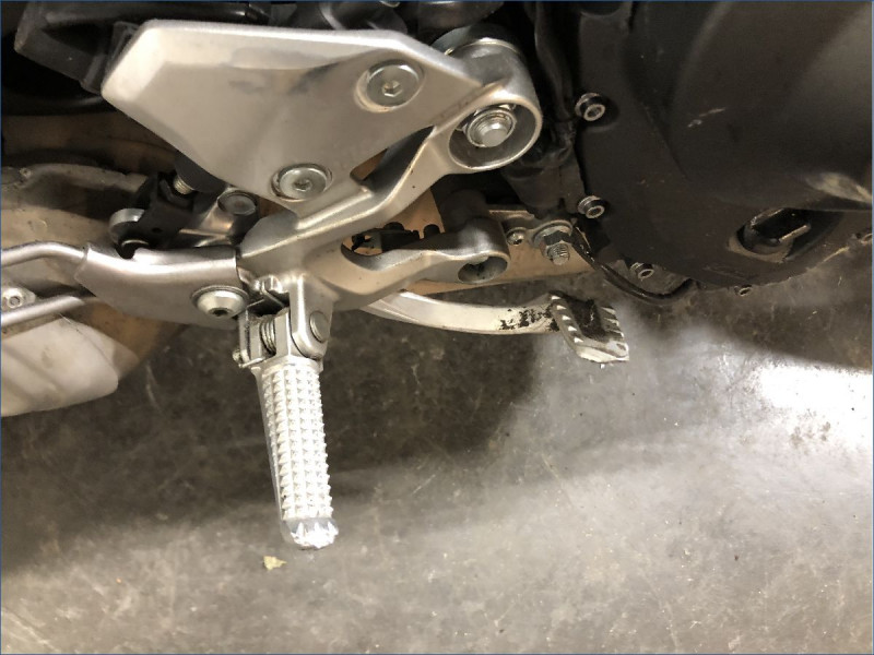 YAMAHA MT09 