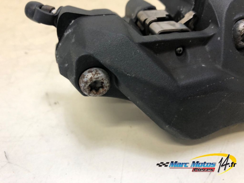 ETRIER DE FREIN AVANT DROIT HONDA 1000 CBR R 2004