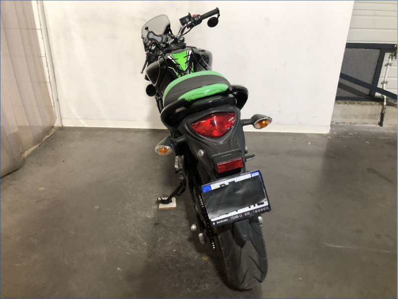 SUZUKI 650 GLADIUS 