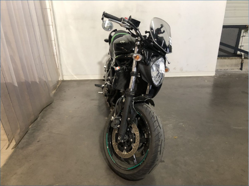 SUZUKI 650 GLADIUS 
