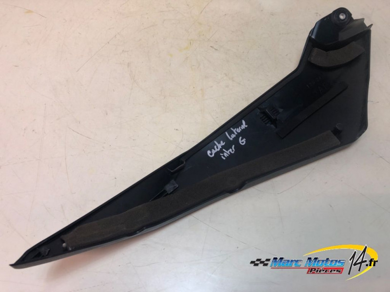 CACHE LATERAL INTERMEDIAIRE GAUCHE YAMAHA R6 2009