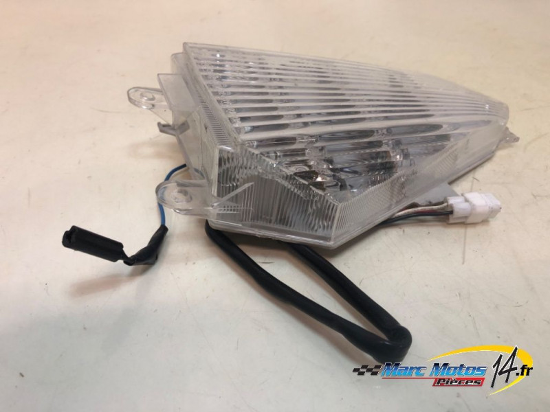 FEU ARRIERE YAMAHA R6 2009