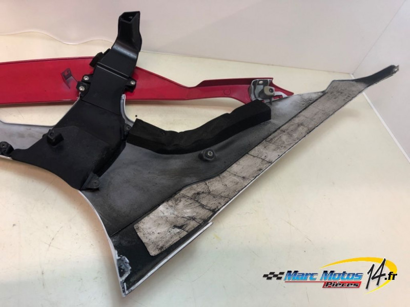 FLANC DE CARENAGE DROIT YAMAHA R6 2009
