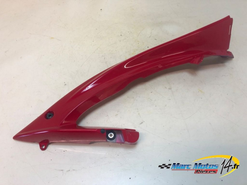 HABILLAGE DE CARENAGE DROIT YAMAHA R6 2009